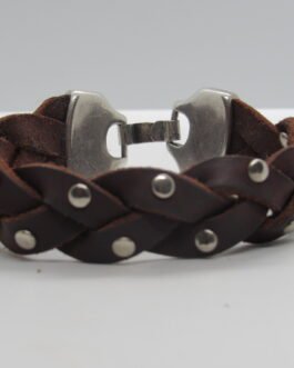 Pulsera trenzada decorada